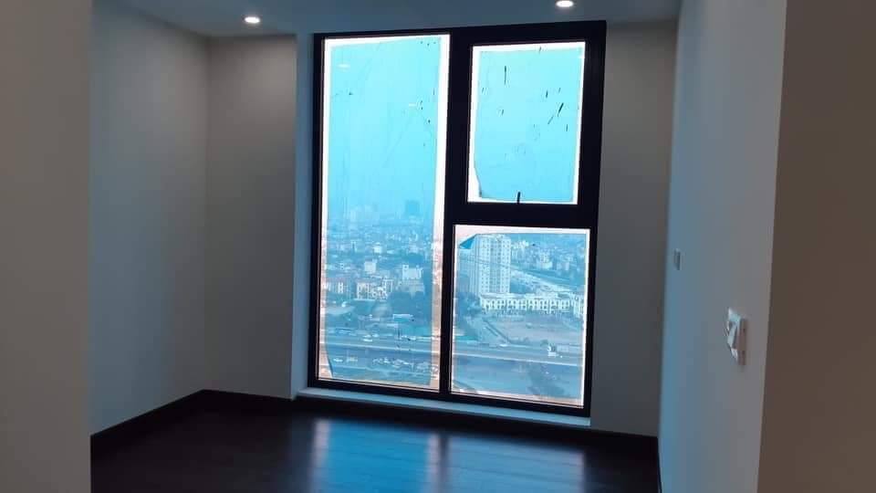 Cho thuê chung cư Bea Sky Nguyễn Xiển, 2 ngủ 65m2 đồ cơ bản 10 triệu.